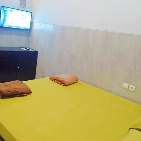 Homestay Premium 45 Jepara Exterior photo